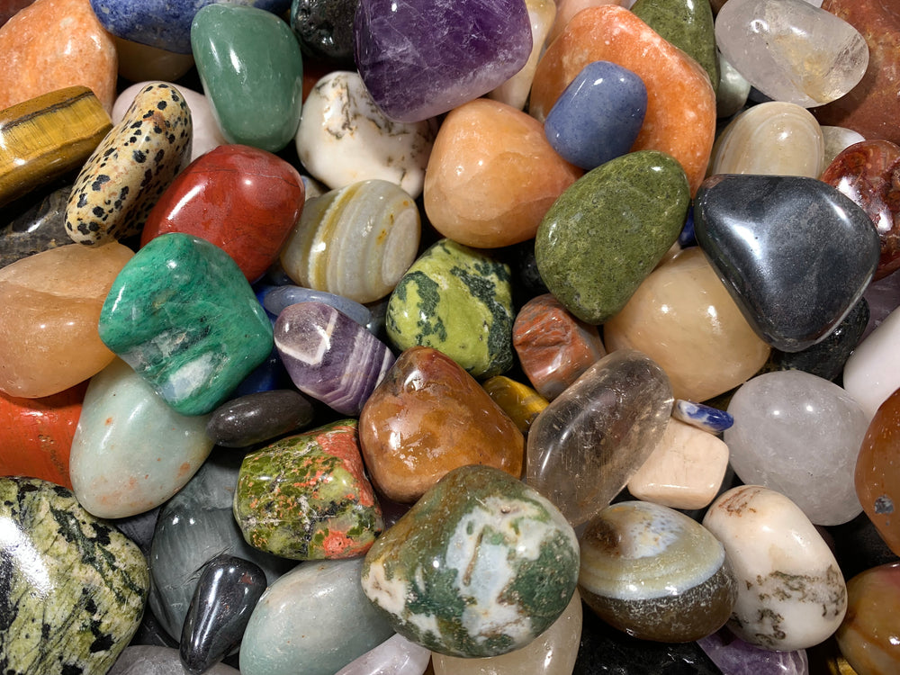 An Assorted Tumbled Stone Mix from around the world- Average size 0.25 in- 2.5 in